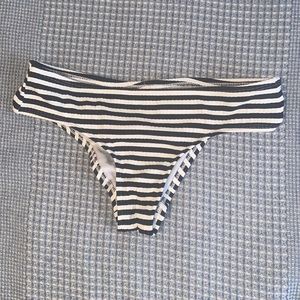 Xhilaration Striped Bikini Bottom Size Small